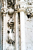 Lisbona - Monasteiro dos Jeronimos. Chiesa di Santa Maria. dettaglio del portale meridionale.